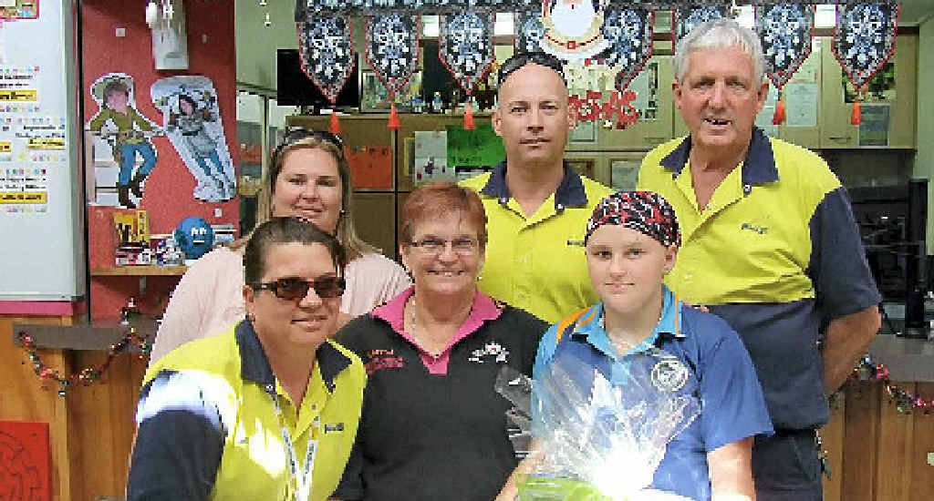 Pictured with Taylor is (back from left) Nat Saunders, Paul Hillegers, Trevor Kirk, (front) Shelley Kropp, Cherryl Kirk and Tayla Saunders. Pictured with Taylor is (back from left) Nat Saunders, Paul Hillegers, Trevor Kirk, (front) Shelley Kropp, Cherryl Kirk and Tayla Saunders.